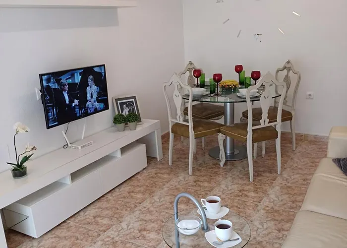 Appartement Playa Del Cura With A Free Parking Place